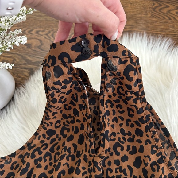 Cheetah Print Halter (NWT) - Picture 2 of 4